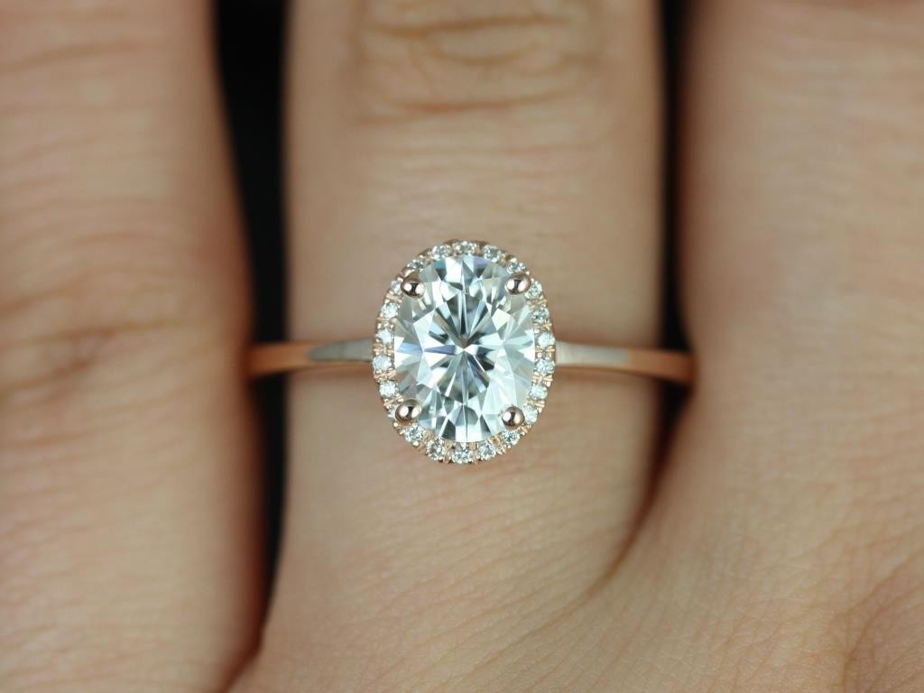 Engagement rings at wholesale